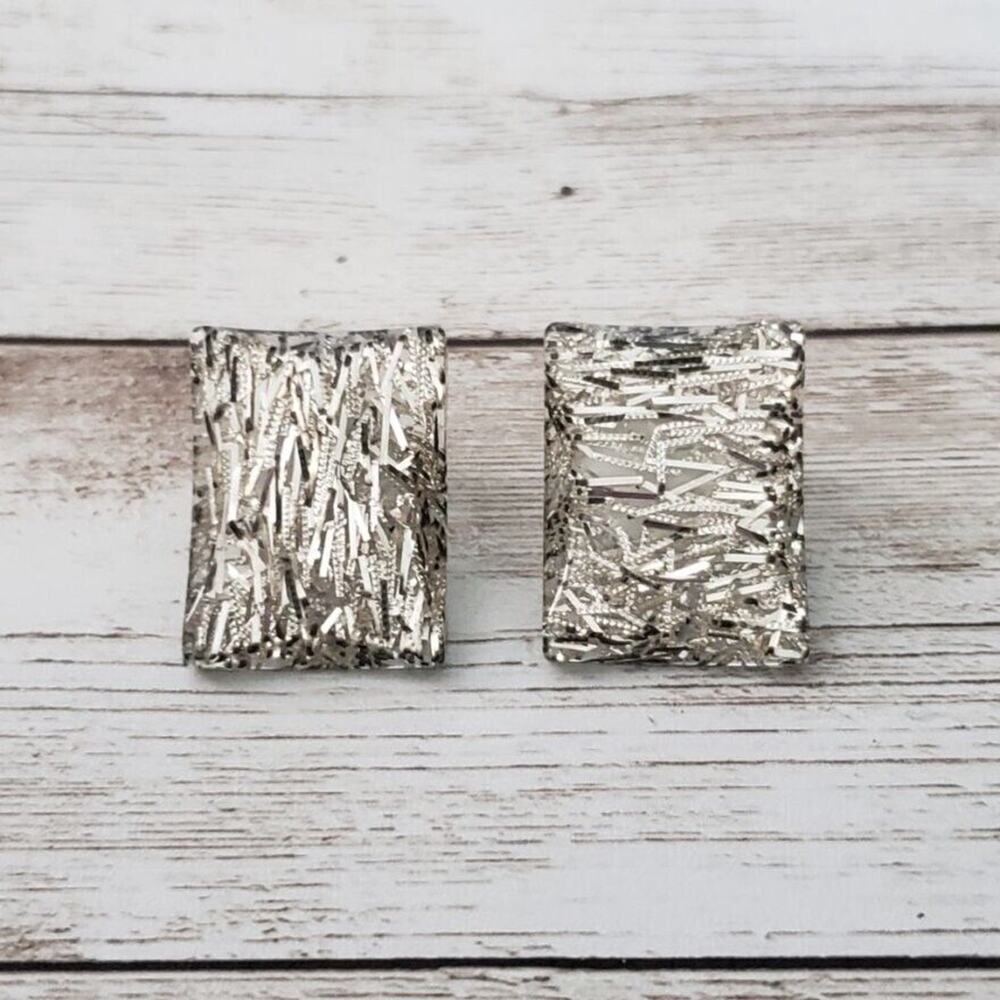 Vintage Clip On Earrings - Metal Flakes Design 1"